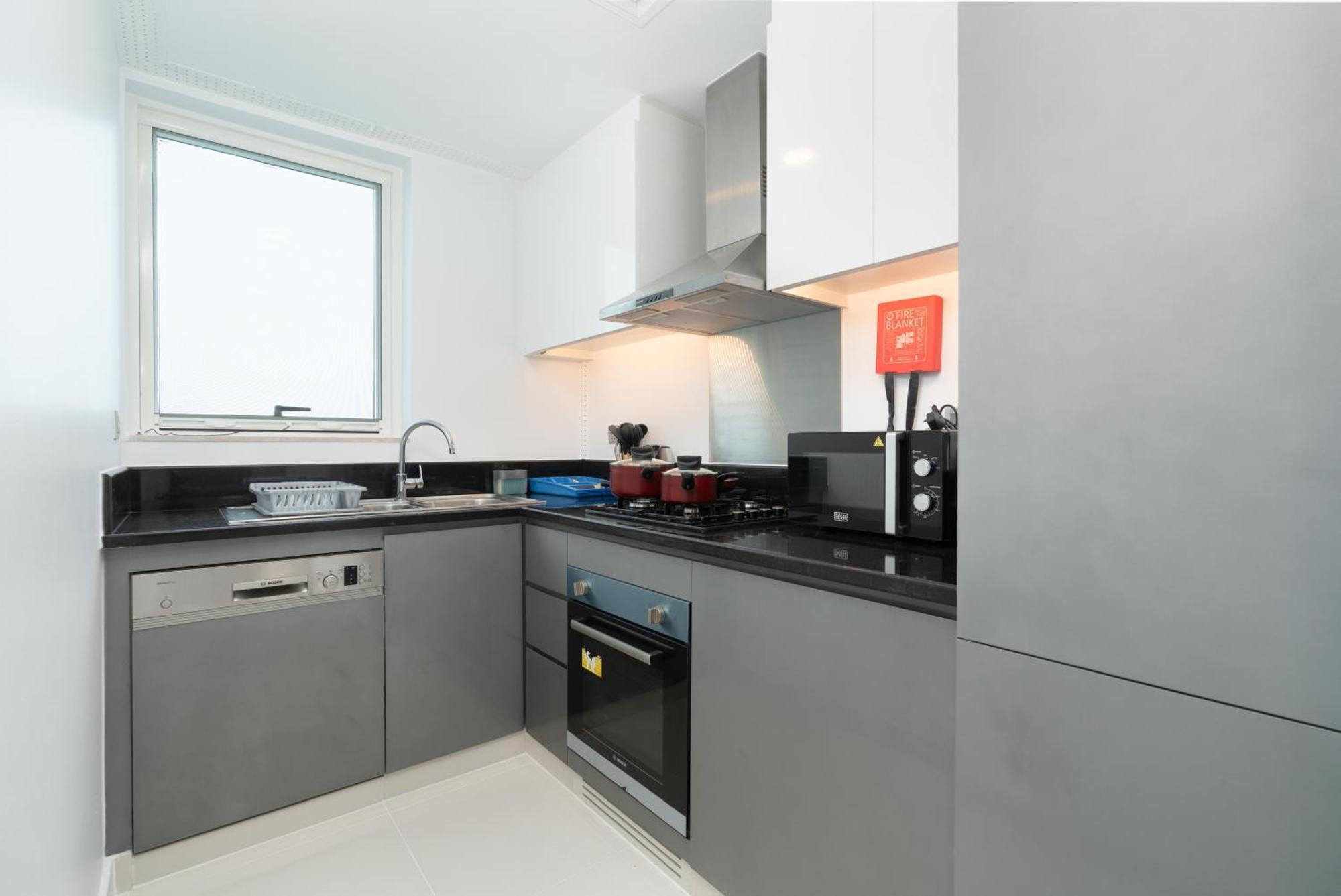 From Rush To Calm -2br Retreat In Damac Prive Apartment Dubai