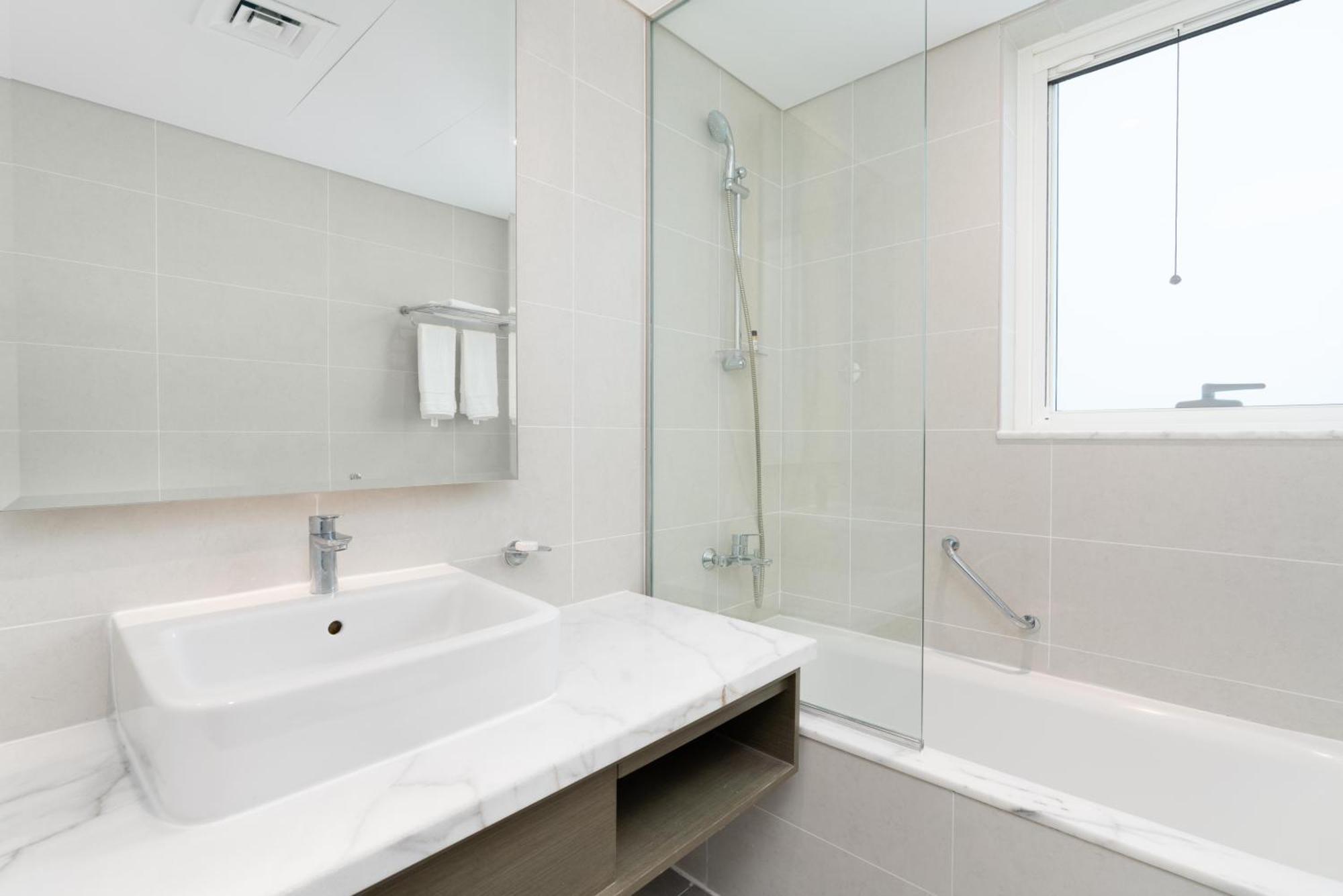 Apartment From Rush To Calm -2br Retreat In Damac Prive Dubai